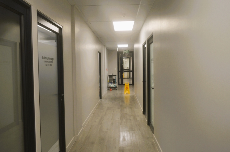 To Let Commercial Property for Rent in De Zoete Inval Western Cape